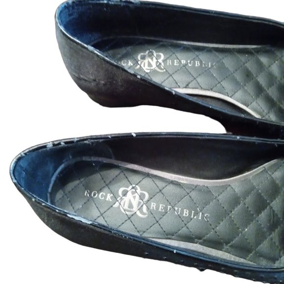 GUC | Rock & Republic Black Studded Flats | Size: 10 - Picture 8 of 14